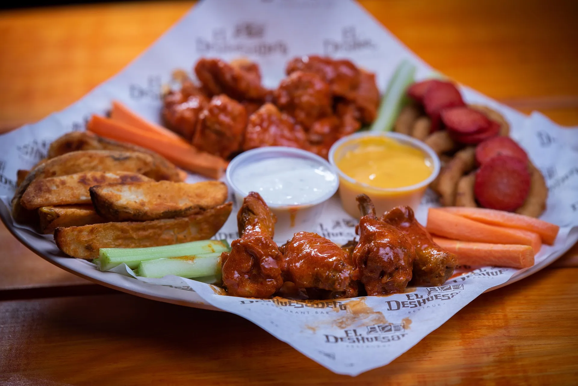 Alitas y Boneless